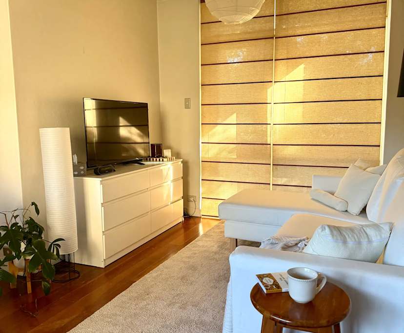 Unfurnished room in a flatshare