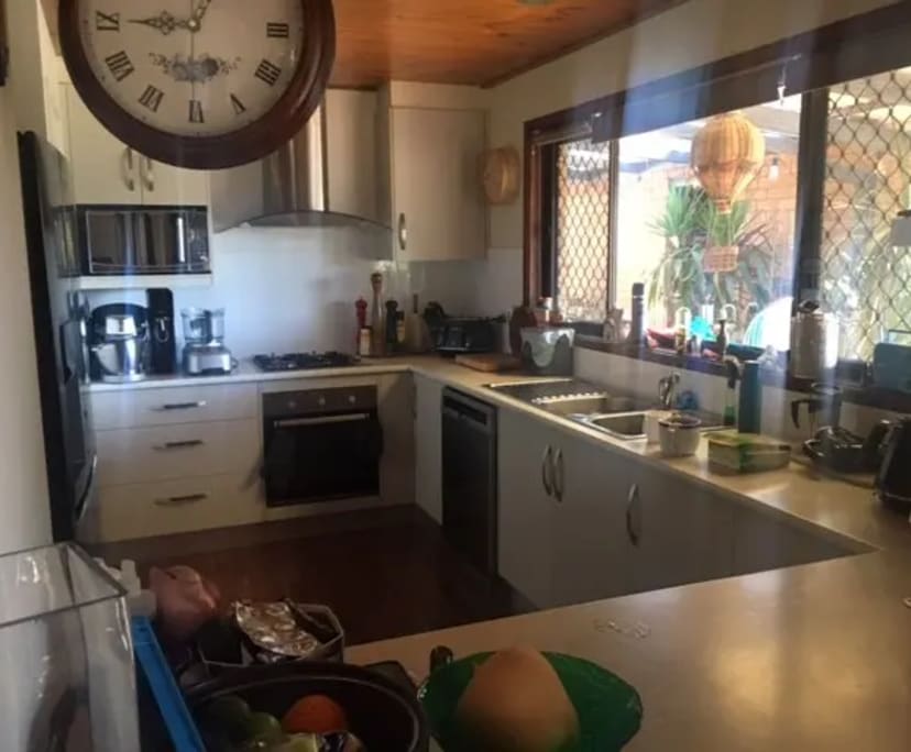 Room in a share house