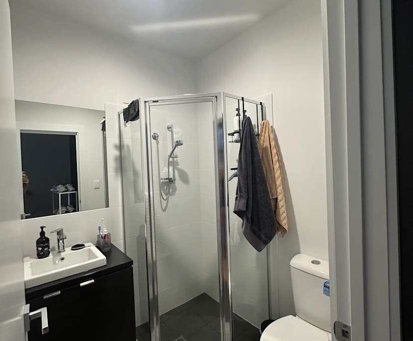 Unfurnished room with own bathroom