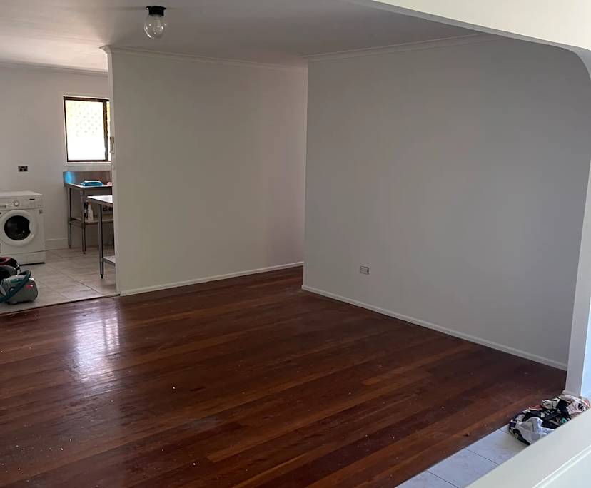 Whole property with 3 rooms for rent