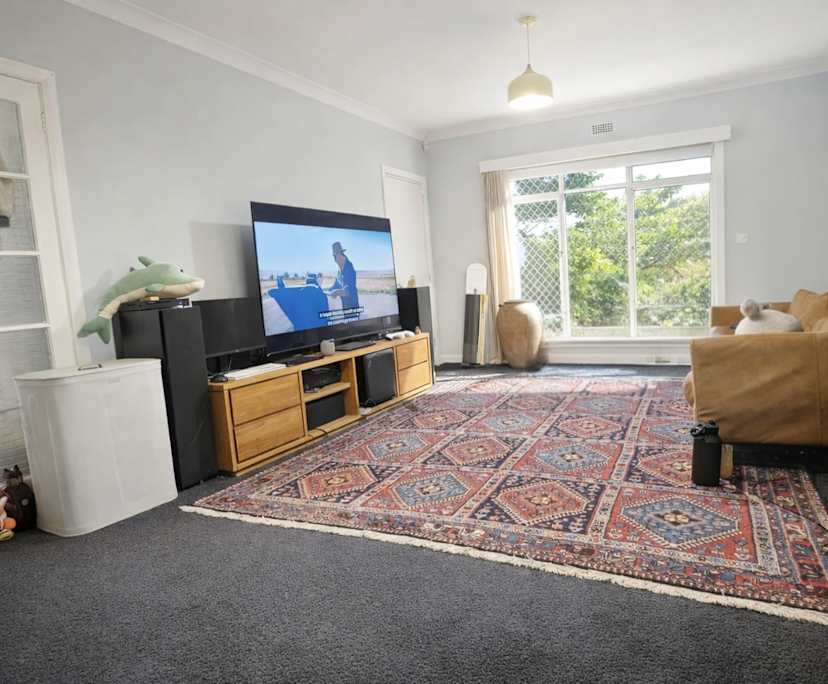 Room in a share house