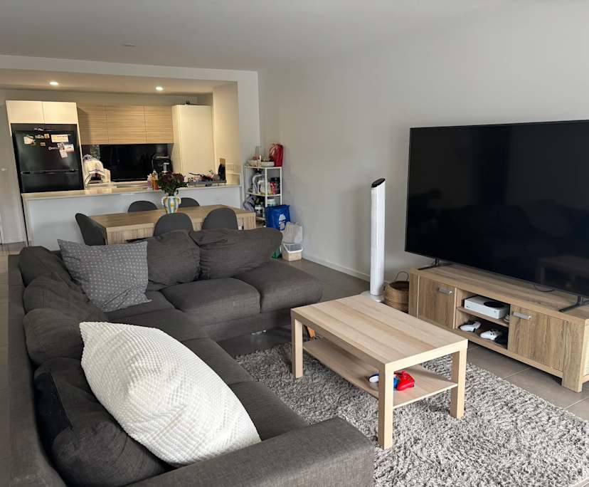 Furnished room with own bathroom