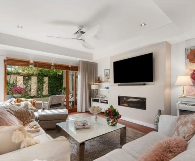 Room in a share house
