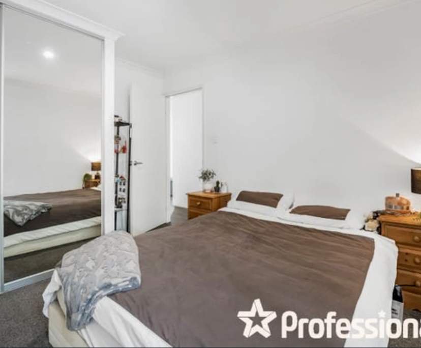 Unfurnished room with own bathroom
