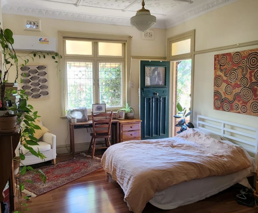 Room for Rent in Ashfield, Sydney 250, Furnished,...