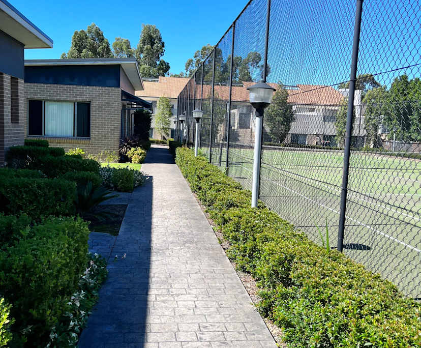 $300, Flatshare, 2 bathrooms, Parklea NSW 2768