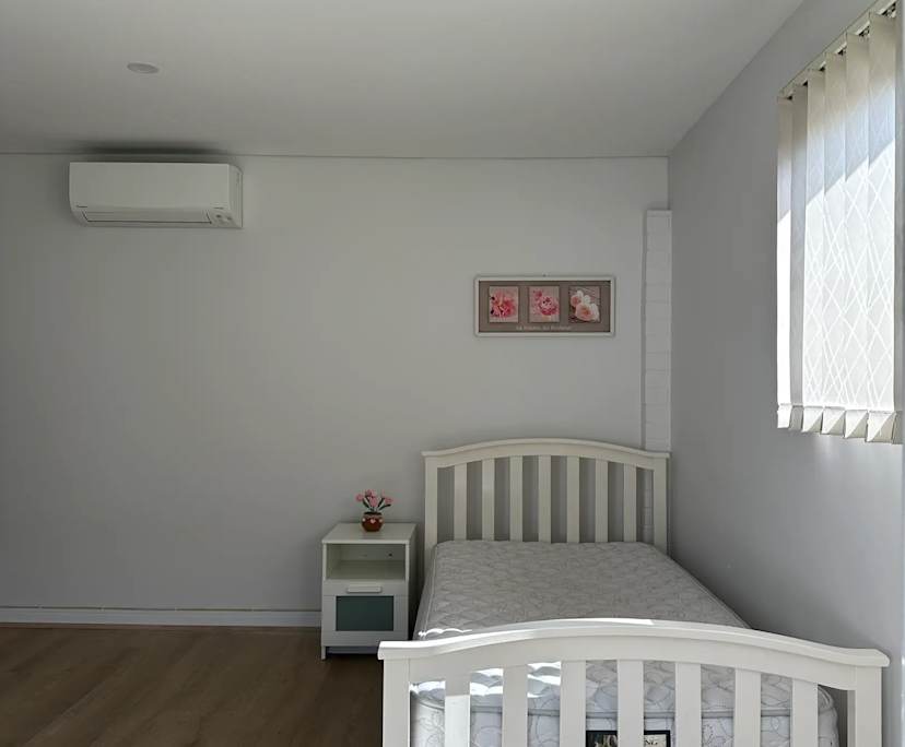 $350, Studio, 1 bathroom, Bankstown NSW 2200