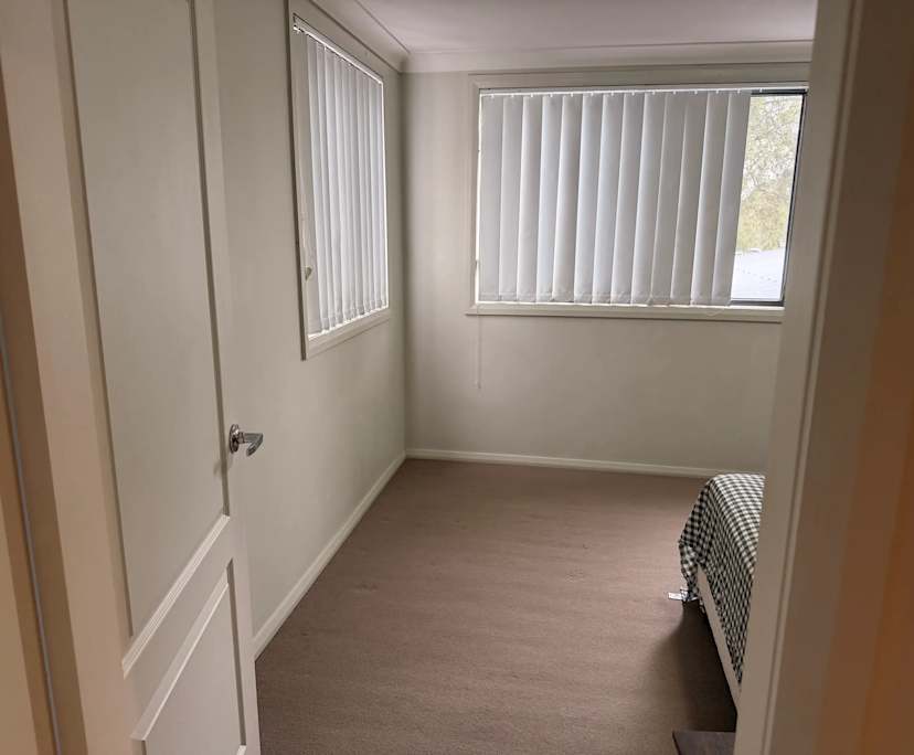 Room in a share house