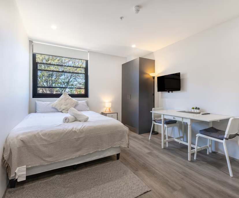 Furnished room studio flat for rent