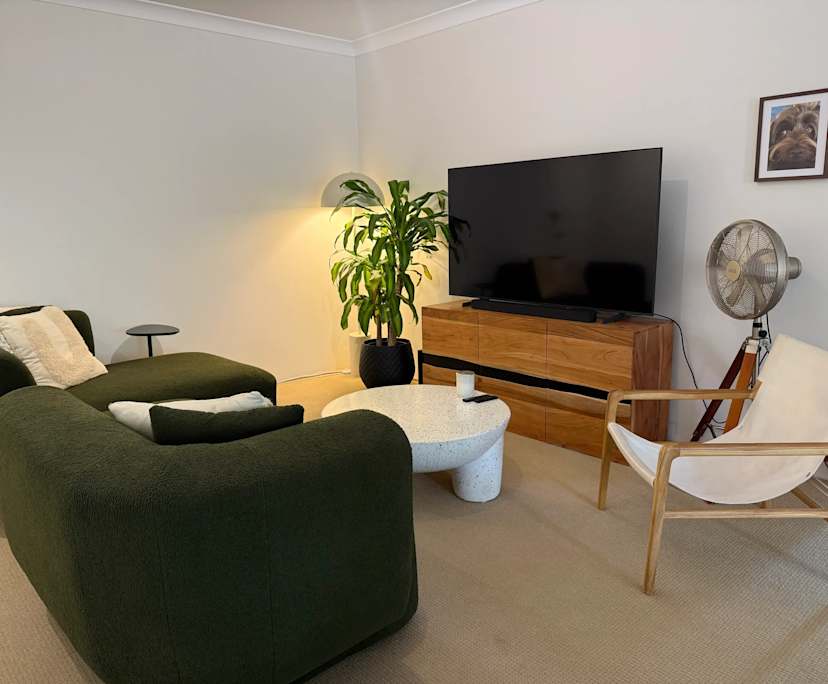 Whole property with 2 rooms for rent