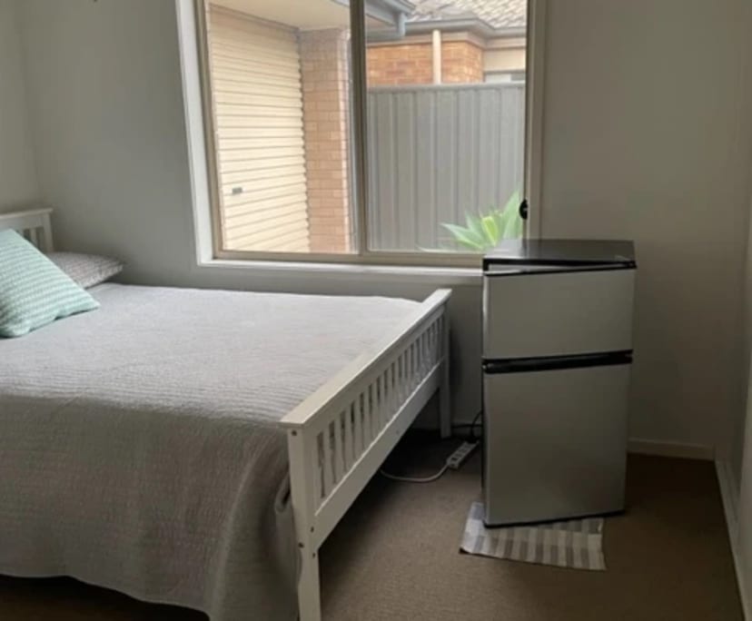 $230, Share-house, 5 bathrooms, Andrews Farm SA 5114