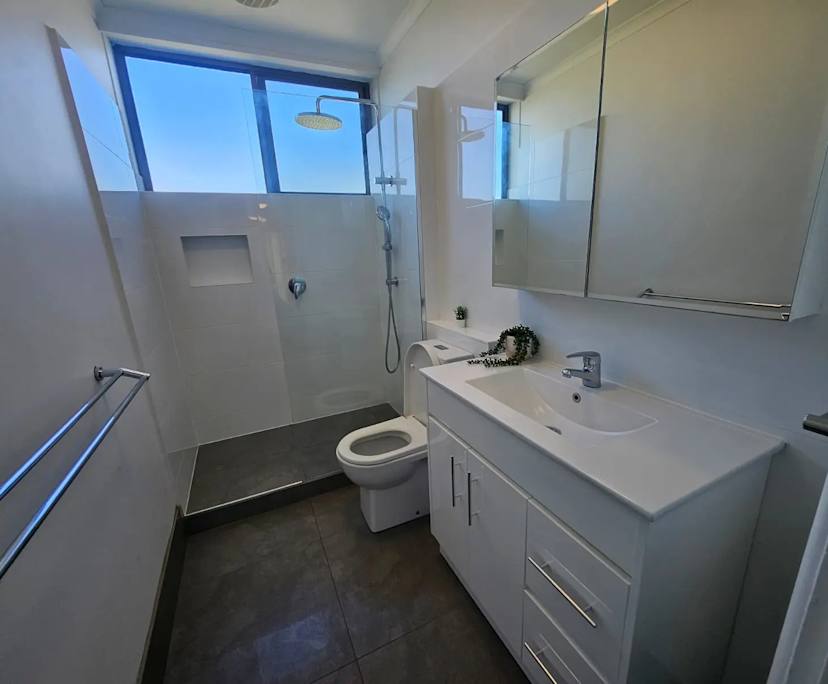 $300, Flatshare, 3 bathrooms, Saint Kilda East VIC 3183