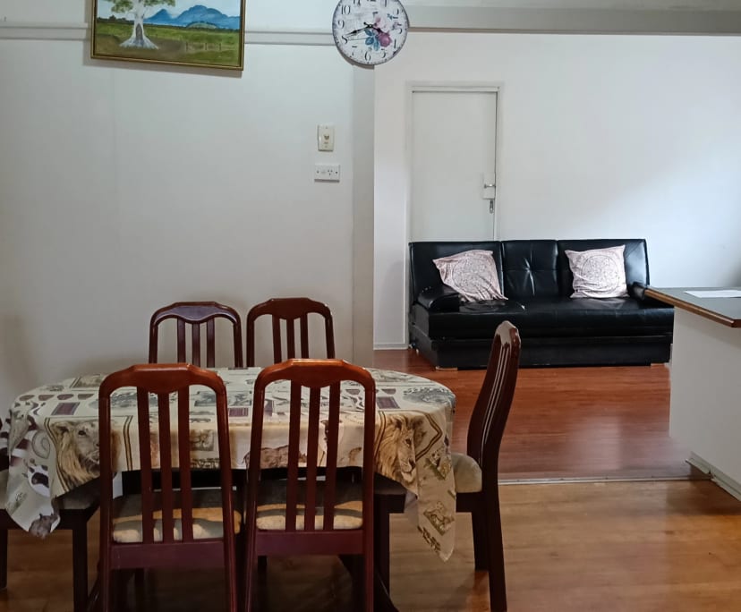 Whole property with 3 rooms for rent