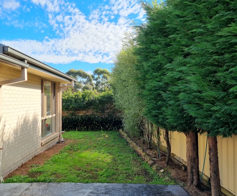 2 Rooms for Rent in Nowra, NSW 280, Flexible with...