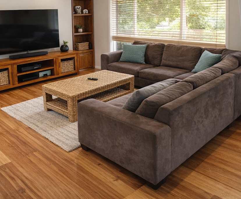 Unfurnished room in a share house