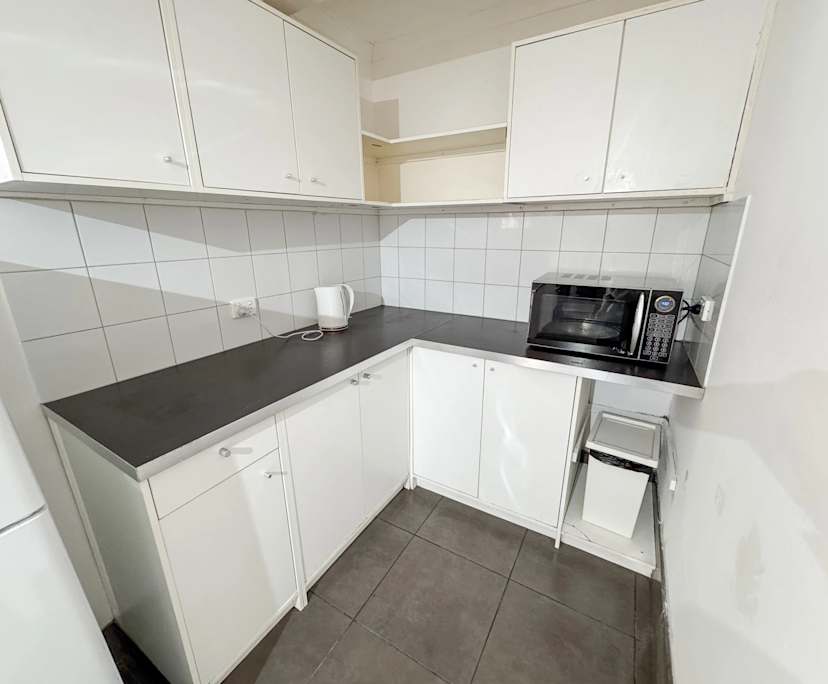 $350, Share-house, 6 bathrooms, Balaclava VIC 3183