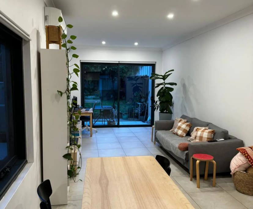 Room for Rent in Sydenham, Sydney 300, Flexible w...