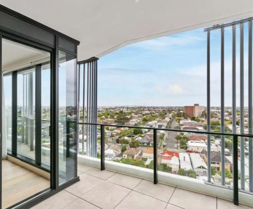 Whole property with 2 rooms for rent