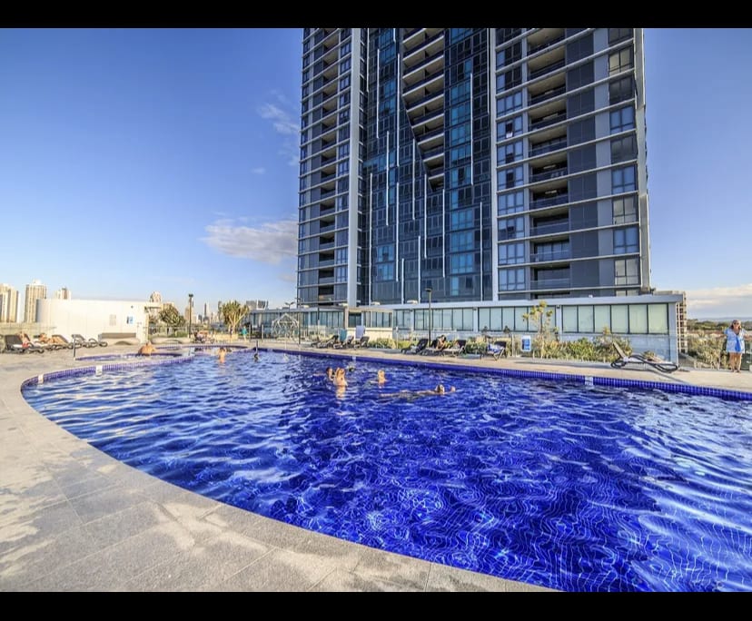 $700, Flatshare, 2 bathrooms, Southport QLD 4215