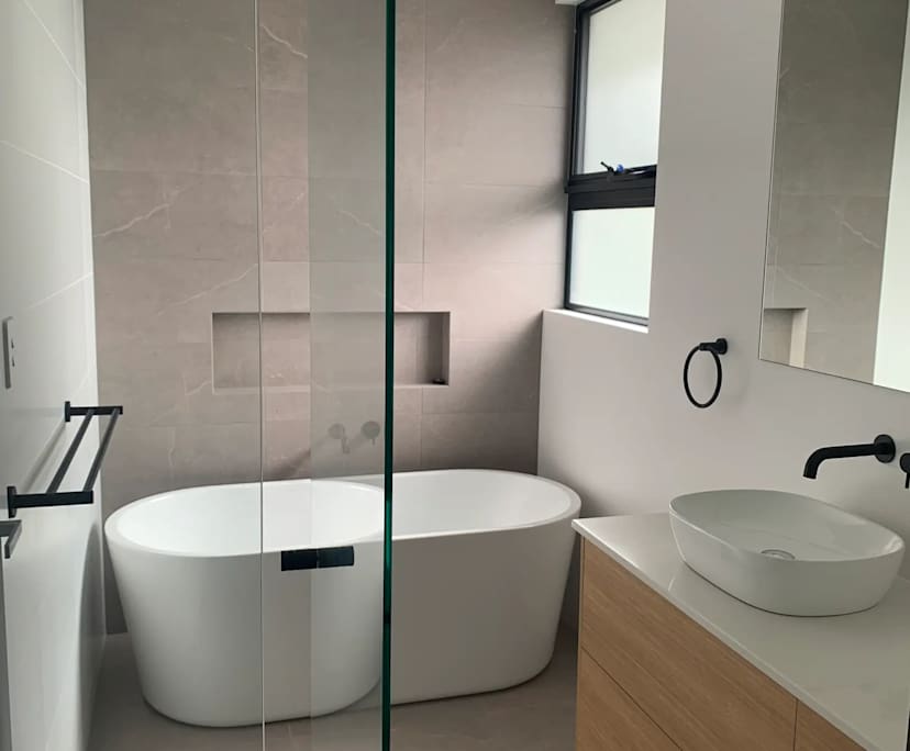 Unfurnished room with own bathroom
