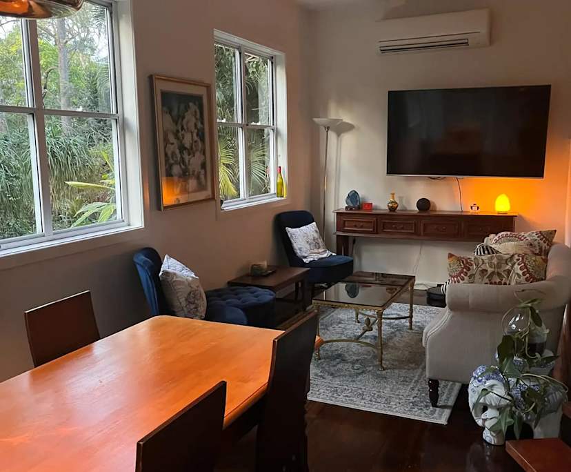 Whole property with 2 rooms for rent