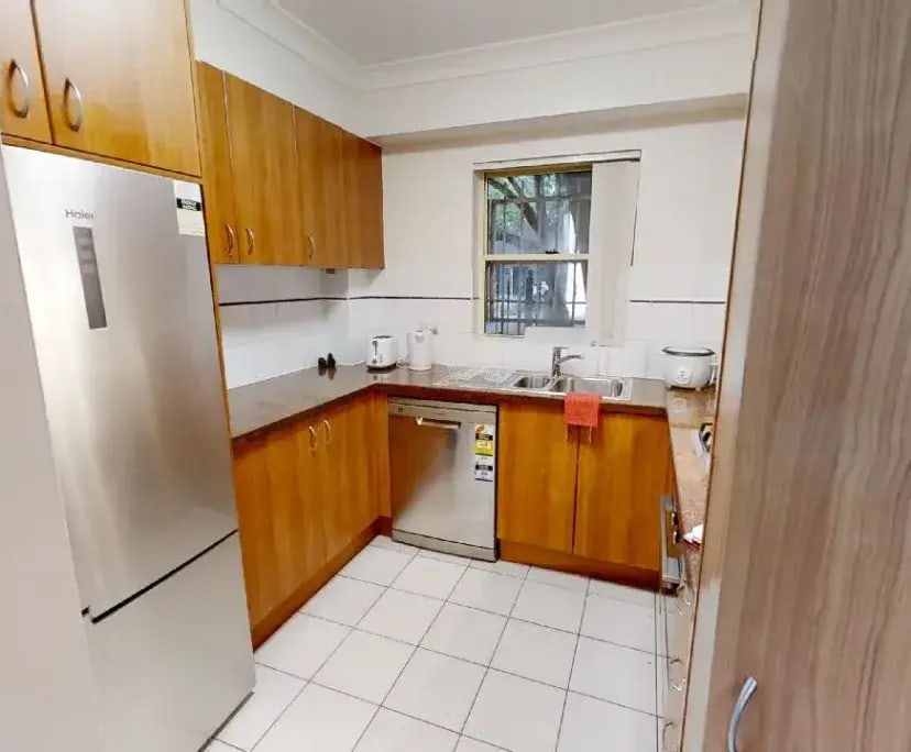 $300, Flatshare, 3 bathrooms, Chippendale NSW 2008