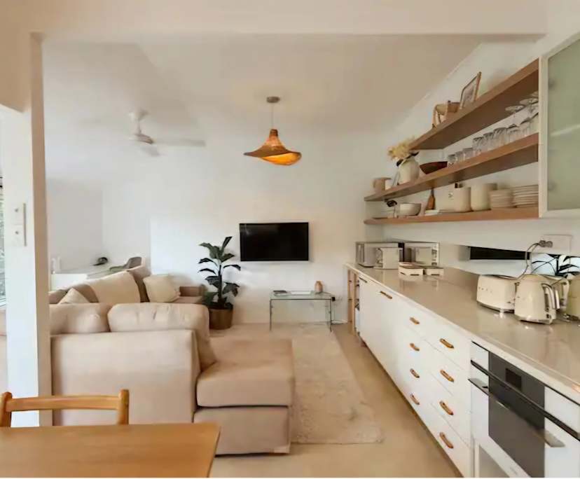 Whole property with 2 rooms for rent