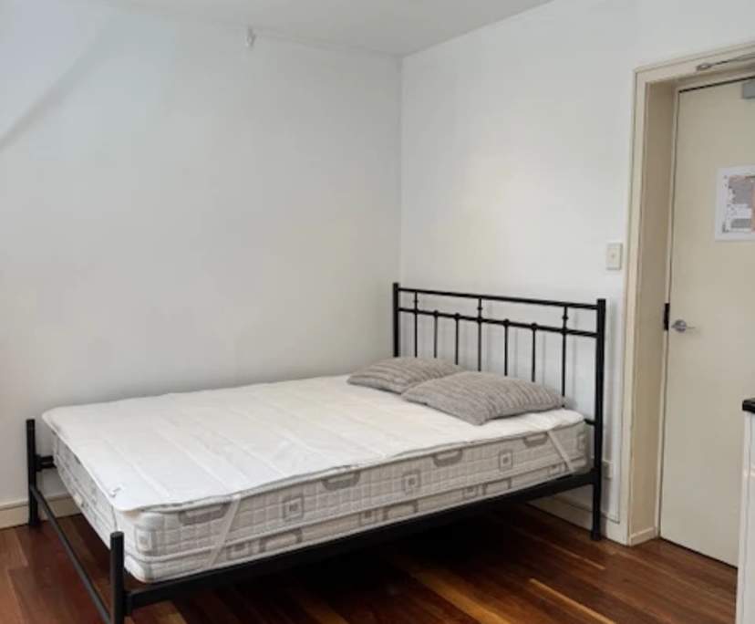 Furnished room studio flat for rent