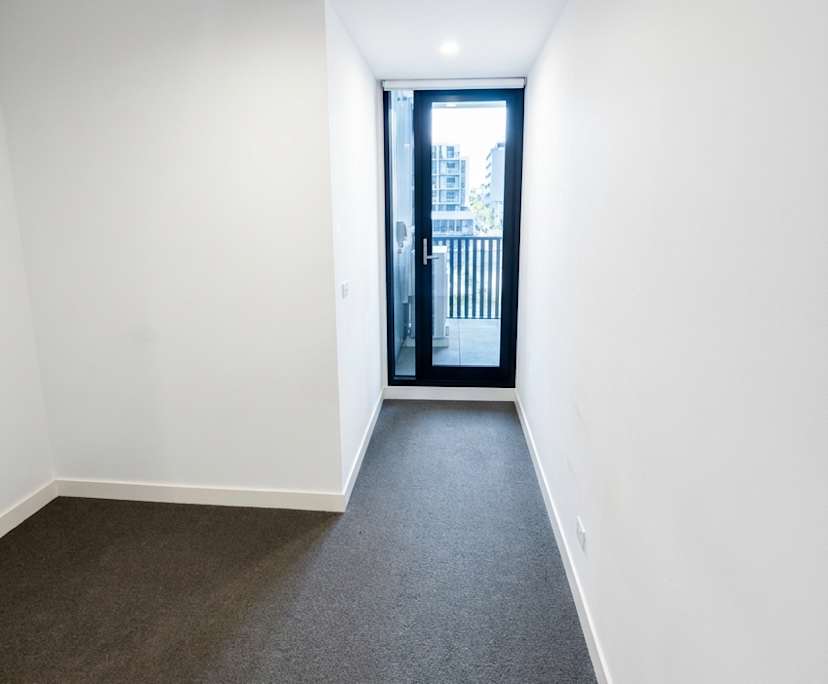 $620, Whole-property, 2 bathrooms, Box Hill VIC 3128