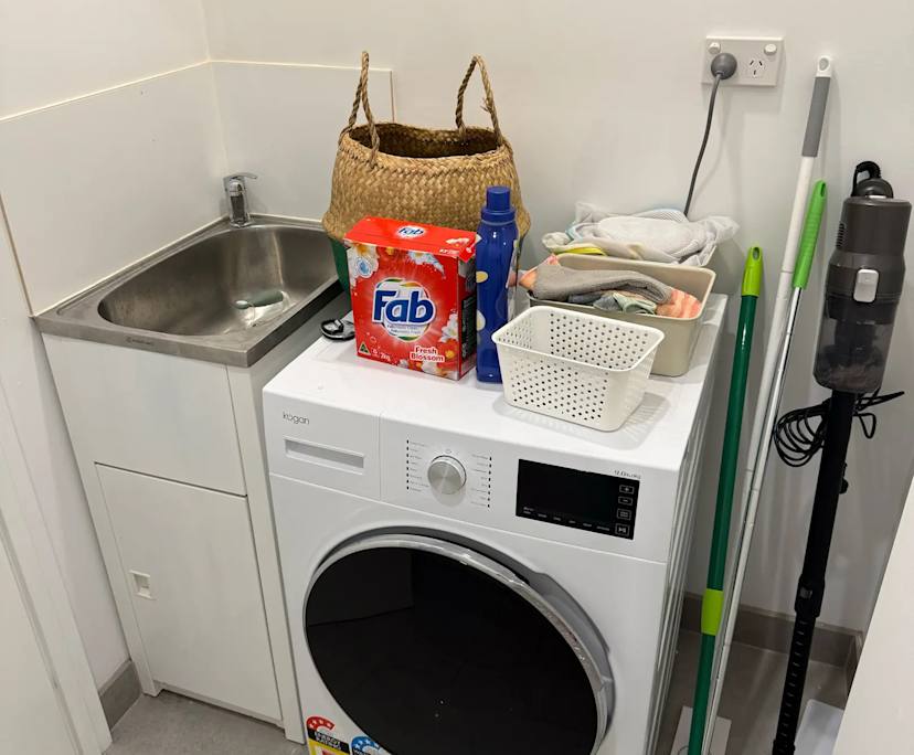 $600, 1-bed, 1 bathroom, Dulwich Hill NSW 2203