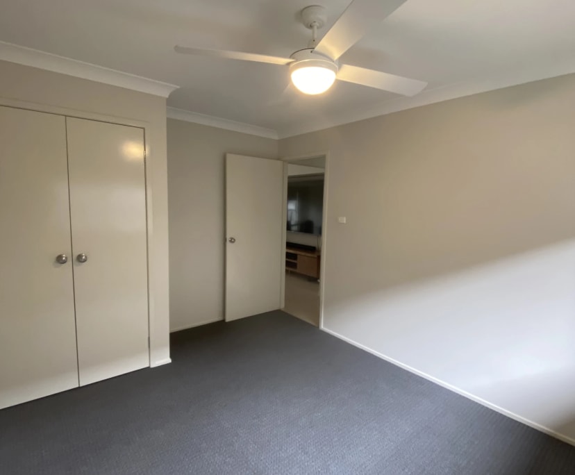 Room for Rent in Horsley, Wollongong 300, Flexibl...