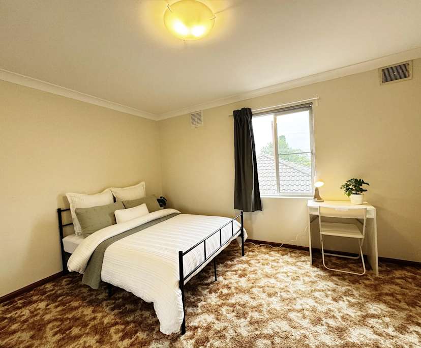 $330, Share-house, 6 bathrooms, North Saint Marys NSW 2760