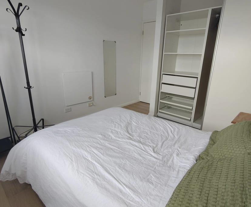 Furnished room with own bathroom