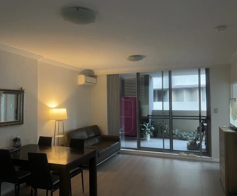Furnished room in a flatshare