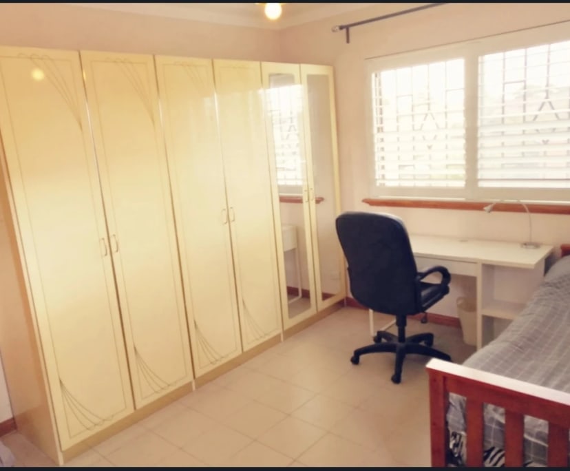 Furnished room in a share house