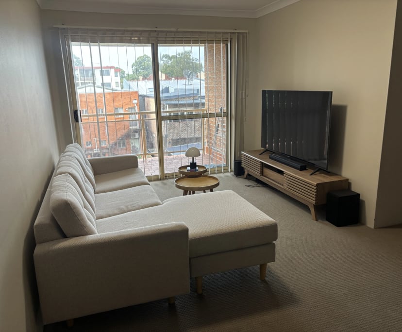 Furnished room in a flatshare