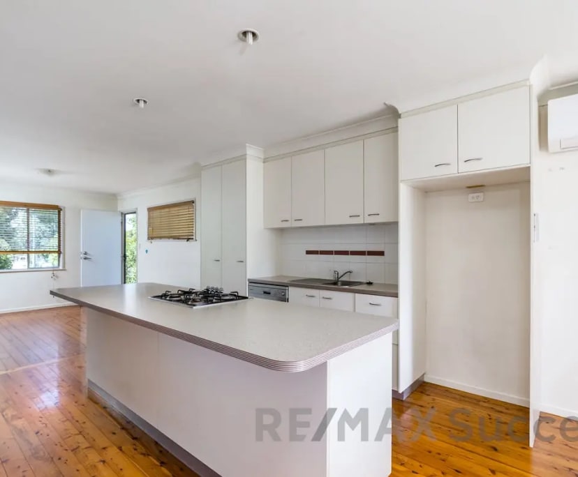 propertyImage