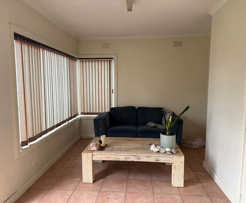 $350, Share-house, 3 bathrooms, Spotswood VIC 3015