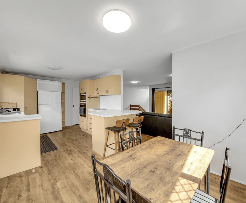 $265, Share-house, 4 bathrooms, West Gladstone QLD 4680