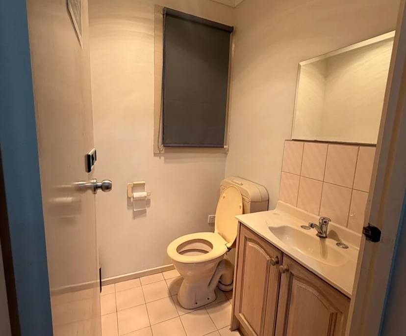 $275, Student-accommodation, 4 bathrooms, Carnegie VIC 3163