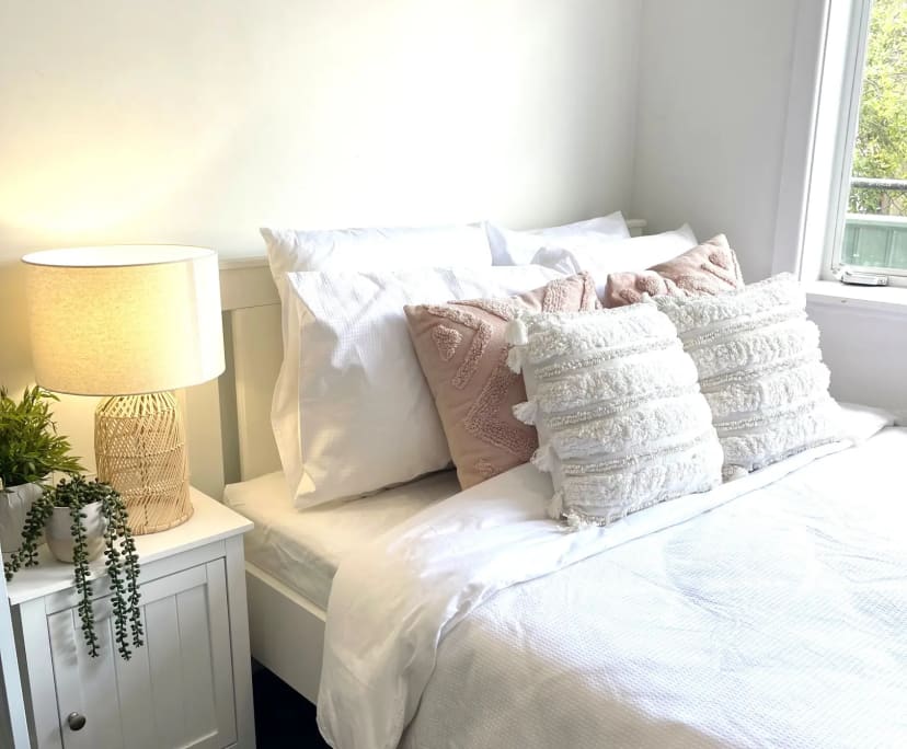 $350, Share-house, 5 bathrooms, Hampton East VIC 3188