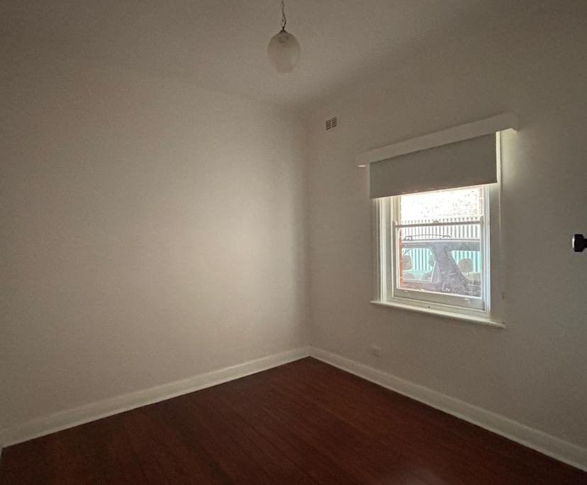 Unfurnished room in a share house