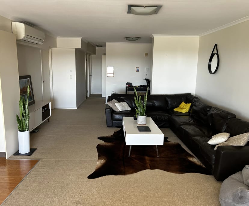 Furnished room in a flatshare