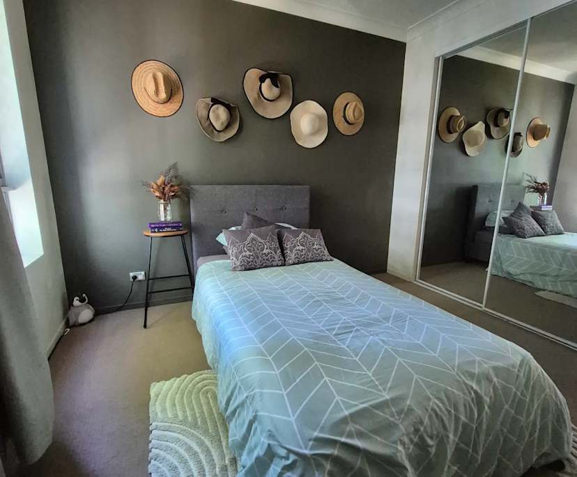 Furnished room with own bathroom