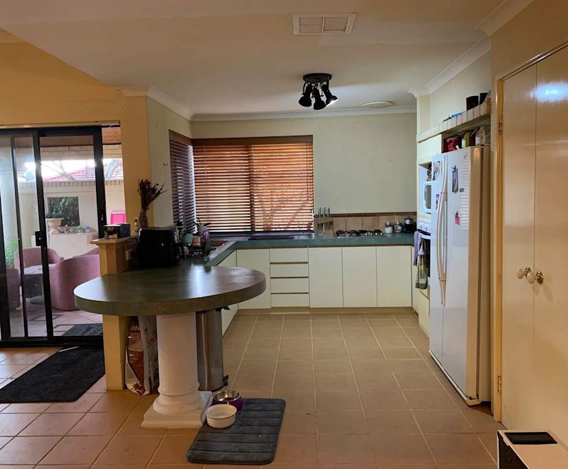 $350, Share-house, 3 bathrooms, Ellenbrook WA 6069