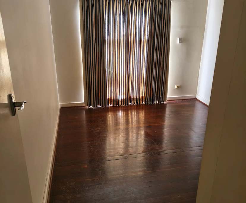 Unfurnished room in a share house