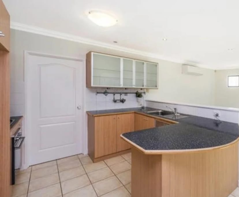 $275, Share-house, 3 bathrooms, Innaloo WA 6018