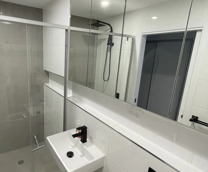 $300, Flatshare, 2 bathrooms, Cannon Hill QLD 4170