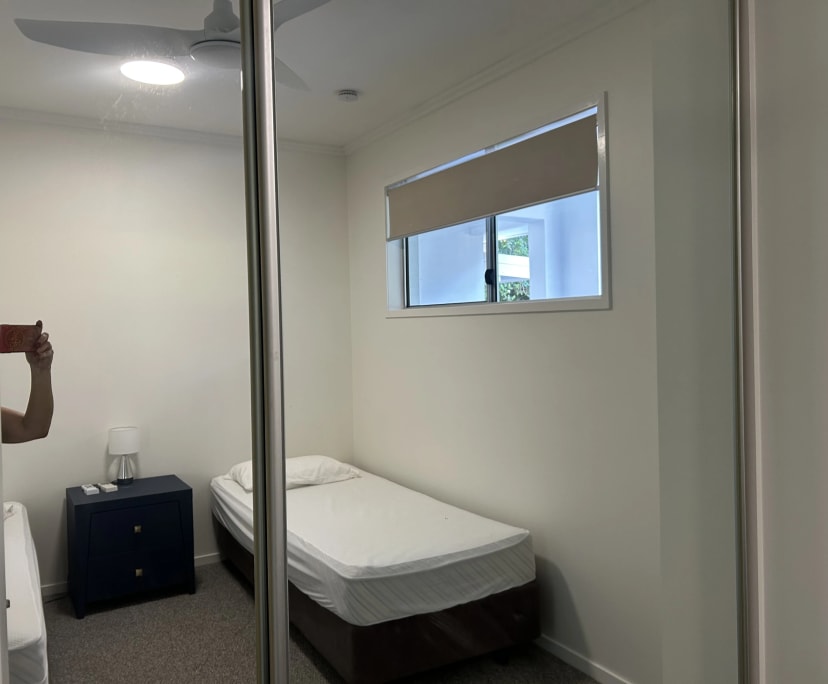 Whole property with 2 rooms for rent