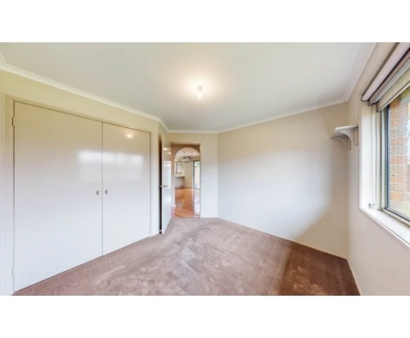 Room for Rent in Pakenham, VIC 250, Unfurnished,